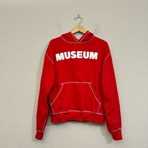 THE MUSEUM DC Hoodie Red Pullover Sweatshirt Embossed Athleisure College